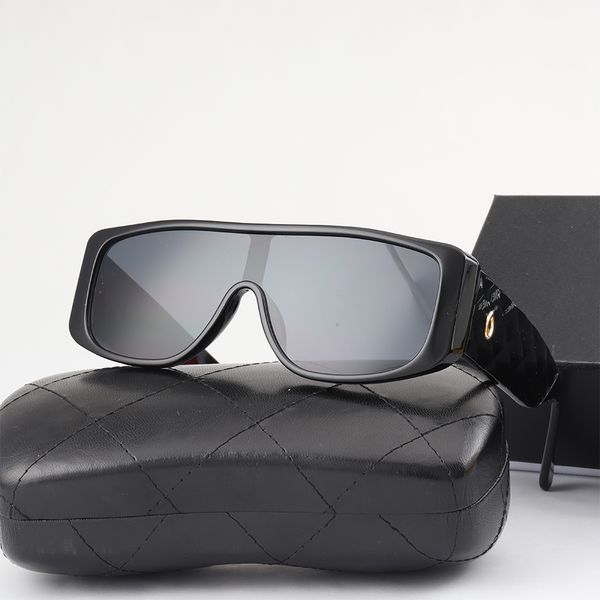 

Designer Sunglasses with Letter Decoration Sunglasses Women Small Frame Fashion Men Gift Beachs Sunshade and UV Protective Glasses 7 Coloors