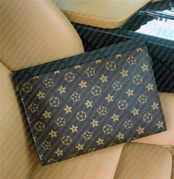 

2024 High Quality New Hand bag Travel Toiletry Pouch Protection Makeup Clutch Leather Waterproof Cosmetic Bags Men Women Purse AAA, Peach
