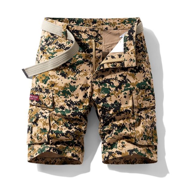 

2025 new summer men's Japanese retro casual straight pants loose draping camouflage shorts beach casual pants, Khaki