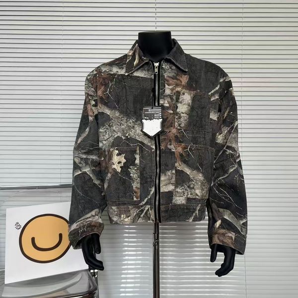 

Mens Designer Brand Holiday Series Leaf and Wood Full Print Zipper workwear Short Jacket Jacket for Men and Women, S1