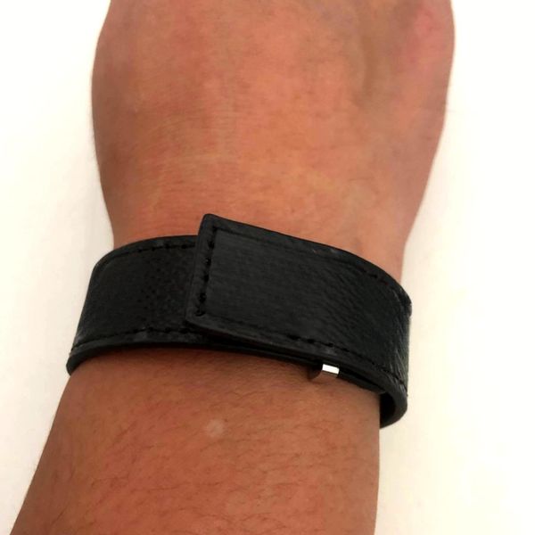 

Brand Desigher Silm Leather Bracelet Fashion Jewelry Women Leather Unisex Bracelets with Box