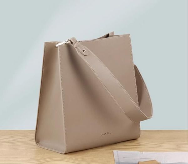 

High Quality Designer Bag Tote Bag Shoulder Bag Ladies Large Capacity Shopping Bag Beach Bag Handmade Woven Embossed Patch Vegetable Basket Straw Bag Luxury Bag 03, #7