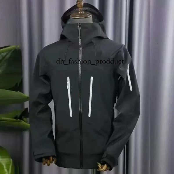

Designer jacket Mens Jacket outdoor zipper jacket Lt Sv Windproof and waterproof mountain skiing Windproof and Breathable Single Layer hoodie couples down 86e, Yellow