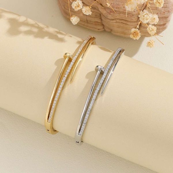 

Bracelet Luxury Jewelry For Women Creative Fashion With Extendable Clasp Copper Micro Inlaid Zirconia Stud Bracelets Holiday Vacation Gifts
