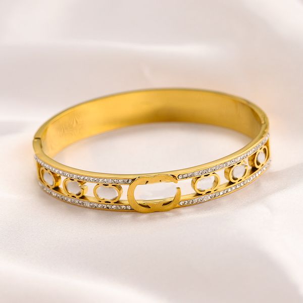 

Designer Bracelet Luxury Bangle 18K Gold Plated Stainless Steel for Women Bracelets Classic Designer Jewelry Gift