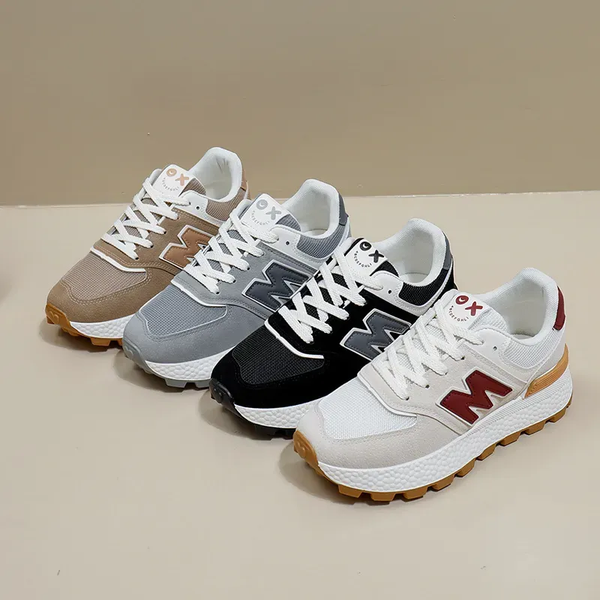 Designer Athleisure Runners Trainers Breathable Sports Sneakers in Multiple Colors