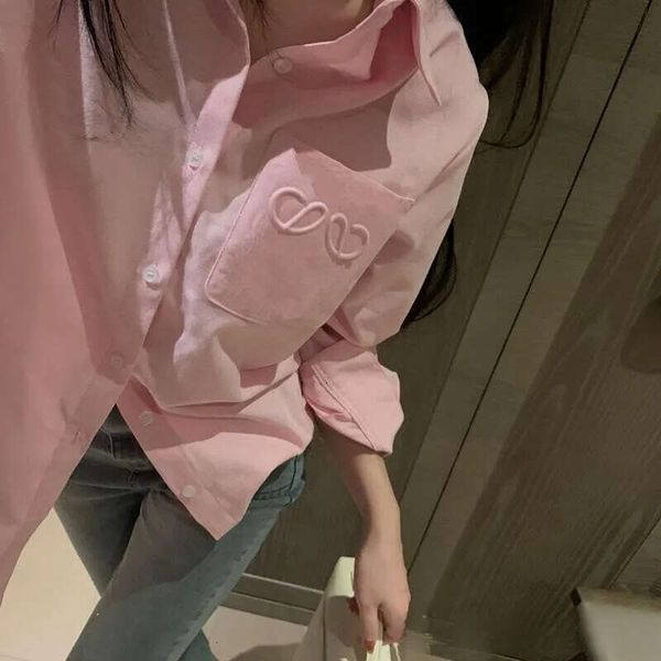 

High Quality Womens Designer Shirt Early Spring Summer Shirts Tops New Pocket Embossed Badge Bull Spinning Shirt Jacket Classic Versatile Look Slim Unisex, Acetate-white