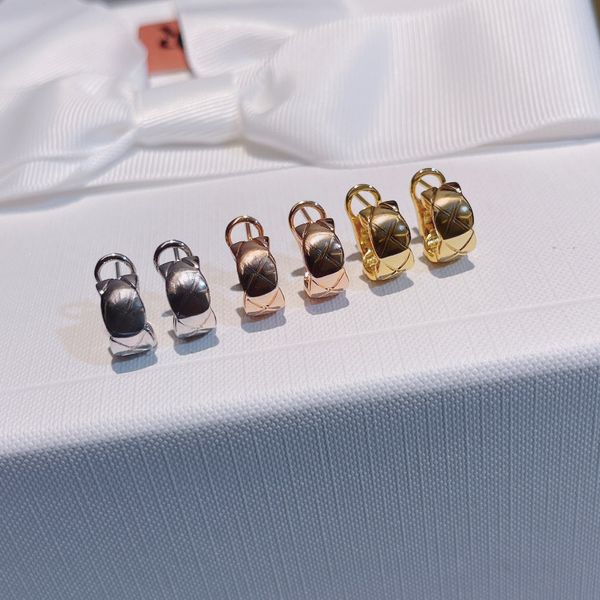 

Charm 18k Gold Hoop Earrings Luxury Brand Letter Designer Ear Stud for Lady Earrings Fashion Wedding Party Jewelry