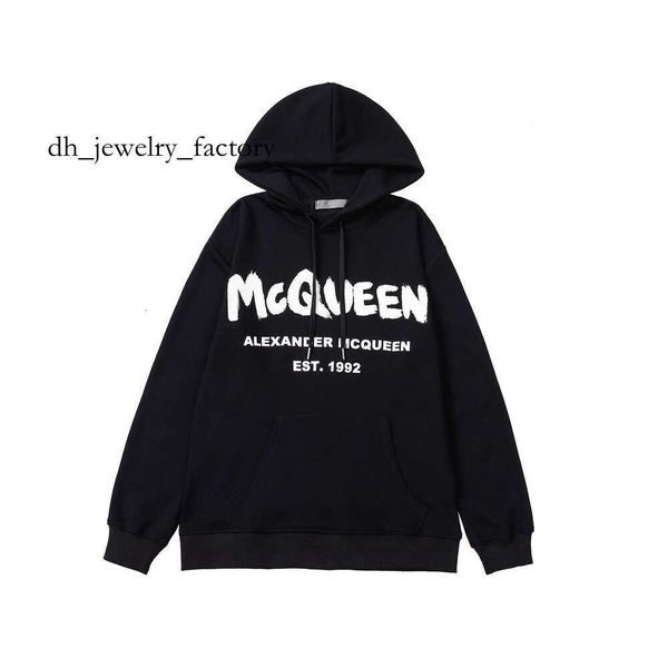 

mcqueenn sweatshirts Simple Versatile Casual New Retro Autumn Winter Hooded Sweatshirt American Loose Couple Student Top Trendy Brand Jacket hoodies 845, White