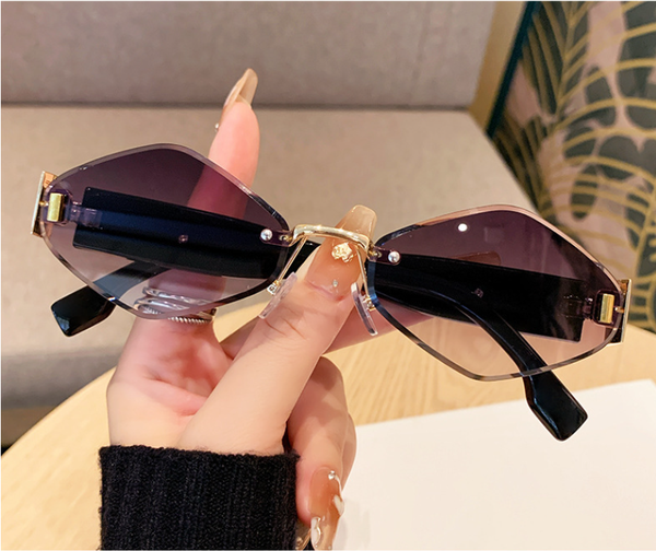 

Fashionable Menswear Designer Sunshades: Modern Square Design w/ Solar Shielding