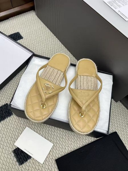 

2025 new Flip-flop high heels shoes designer luxury top edition sales China red tail Italian imported silk leather casual women's free matching box Heel height, White