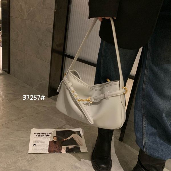 

Designer bags Luxury Bag tote bag Genuine Leather Shoulder Bag underarm bag fashion Handbags women underarm bag black brown micro bag clutch bag Casual women bags, Color2