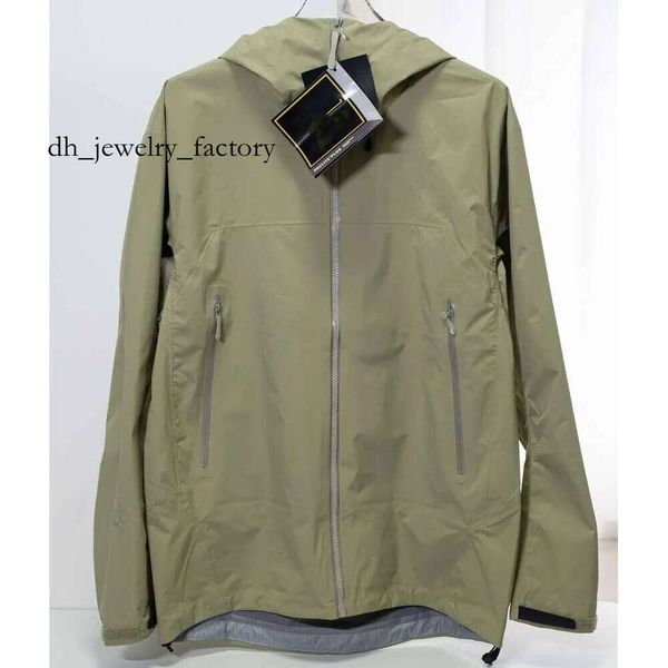 

Designer Windbreaker Beta Lightweight Jacket Purple Proper Embroidery Waterproof Skiwear With Search And Rescue Device Softshell Hiking Rai 904 517, Black