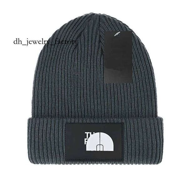 

north beanie designer winter hat beanies bonnet luxe skull cap Casquette designer hat Knitted hat fitted hats for men mens hat luxury muts berretto toprb beenie b 3de, Small label 2