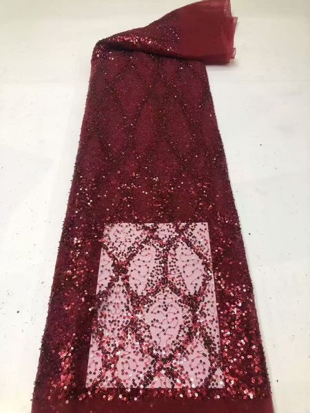 

Chic Elegant Style Seamlessly Combines Shimmering Mesh With Fine Lace For Parties