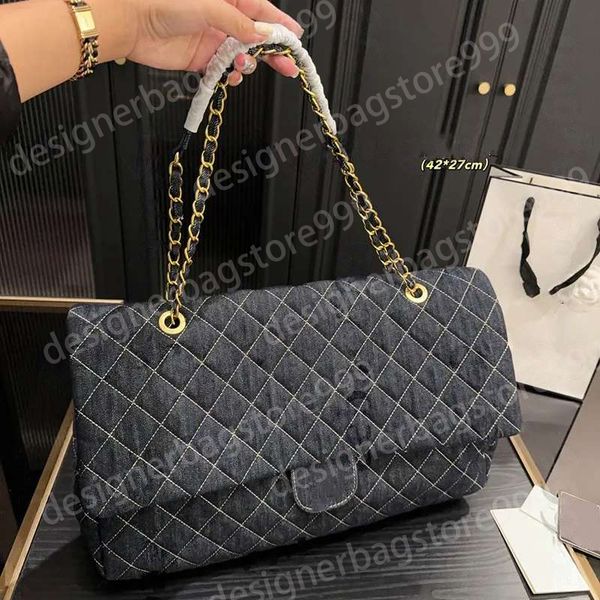 

Designer Bag Large Vintage Airport Oversized Shoulder Bag Luxury Bag Fashion Women's Classic Flap Quilted Gold Metal Hardware Fabric Chain Large Capacity Tote Bag, Black