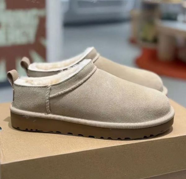 

Designer Boots Classic Micro Snow Boot NEW Ultra Mini Winter Ankle Short Women Men Fur Sheepskin Tasman Tazz Chestnut Mini Ankle Boots Slippers Booties, Black