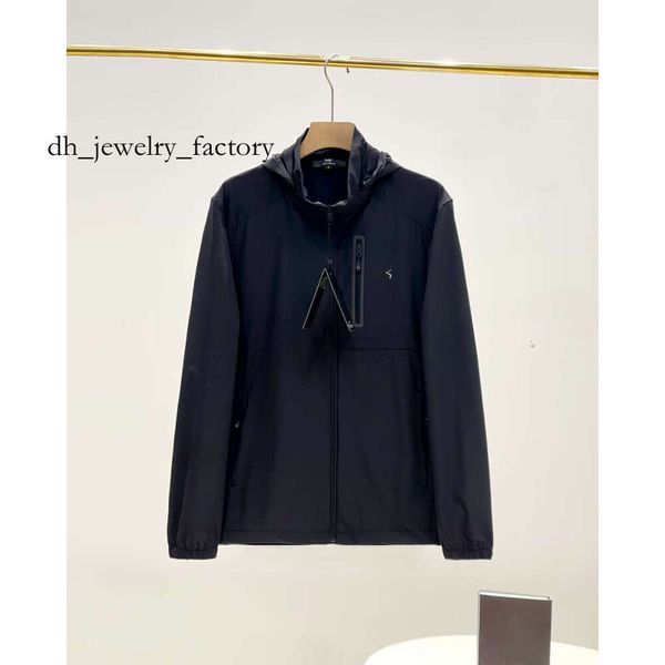 

Teryx Varsity Jacket Men Athleisure Waterproof Archaeopteryxs Nylon Arctertx Top-quality Outdoor Premium Canadian Outdoor B e2a, 1(3)