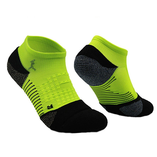 

Source Factory Professional Sports Socks Copper Fiber Antimicrobial Odor-Resistant Running Socks with Grip and Durability for Women, Green