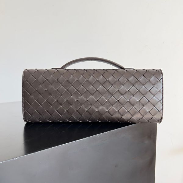 

2025 Designer Minimally Woven Series Women's Banquet handbag, Crossbody High Quality Shoulder Bags Banquet handbag New Favorite, Worth Buying, Red