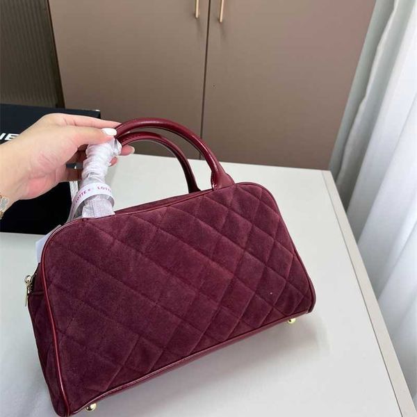 

designer Personalized Design Retro Bowling Dia Pattern Handbag Pure Color Soft Leather Travel bag Versatile for daily use 93G7