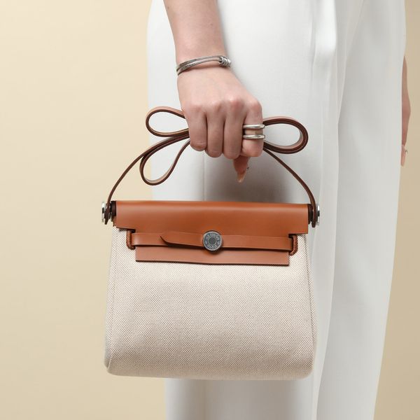 

High quality tote bags designers womens handbags real leather fashion Large tote Full-Grain Litchi clutch Bag Luxury With lock handbag bags makeup bag 01, @~15
