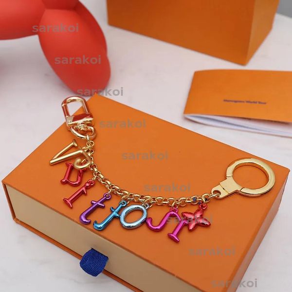 

Luxury Designer Keychain Stylish Colorful Letter Pendant Gold Key Buckle Detachable Keychains For Mens Womens Keys Ornaments BFG239135