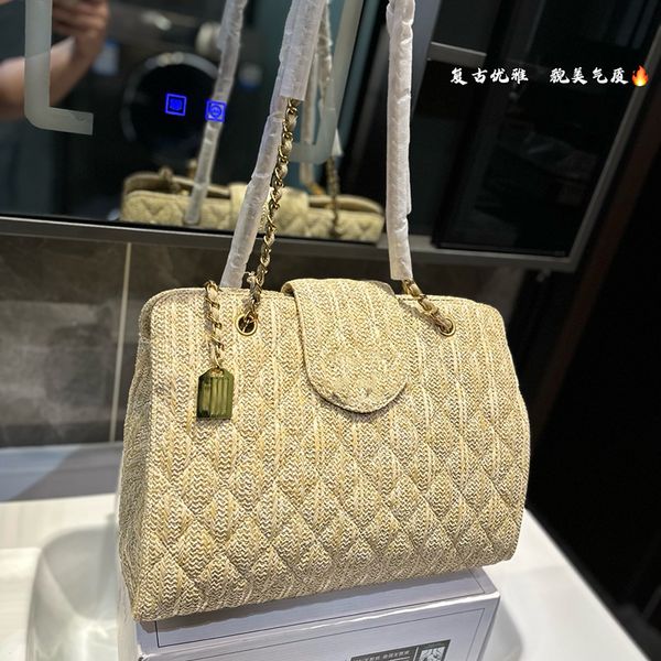 

Straw Bag Large Capacity Shopping Bag Tote Bag Designer Women Shoulder Bag Grille Gold Hardware Metal Twistlock Matelasse Chain Toggle Underarm Bag Travel Bags 31cm, Khaki