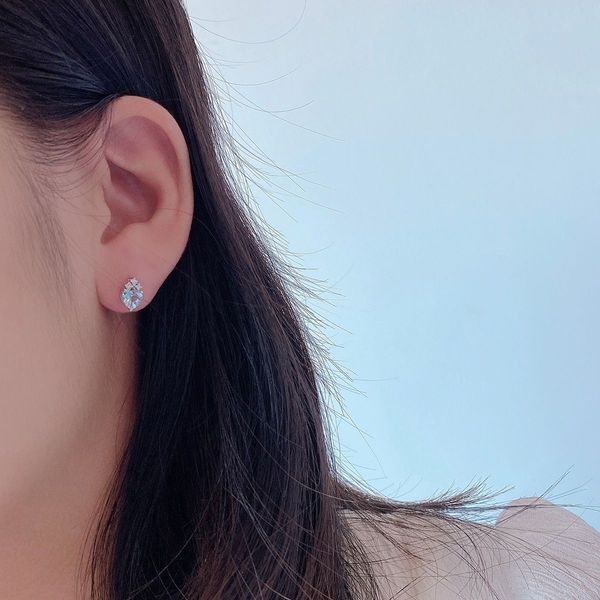 

Charming Sterling Silver Aquamarine Heart-Shaped Studs Exclusive Design from Chinese Artisan