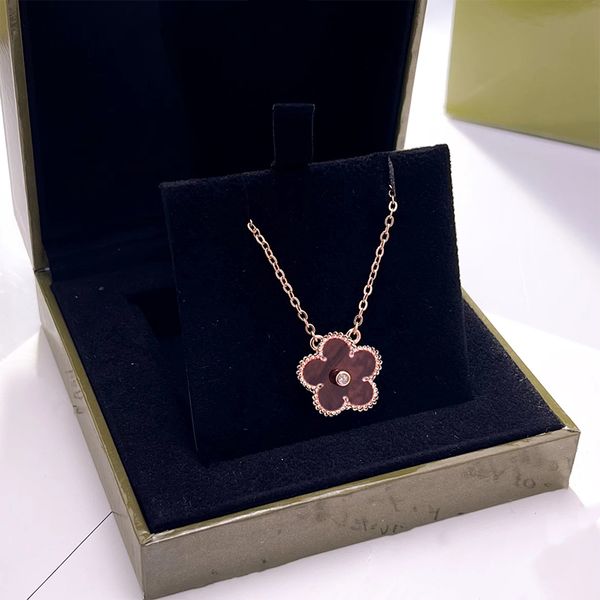 

Designer Pendant Necklaces Beautiful Necklace Clover Stone Gift Wedding for Woman Jewelry 8 Color Top Quality
