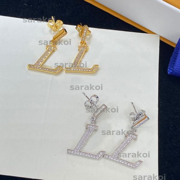 

Classic Women Designers Stud Gold Circular Earring S925silver Earrings Ear Stud Womens 2 Colors Designer Studs Metal Letters BFD2503185