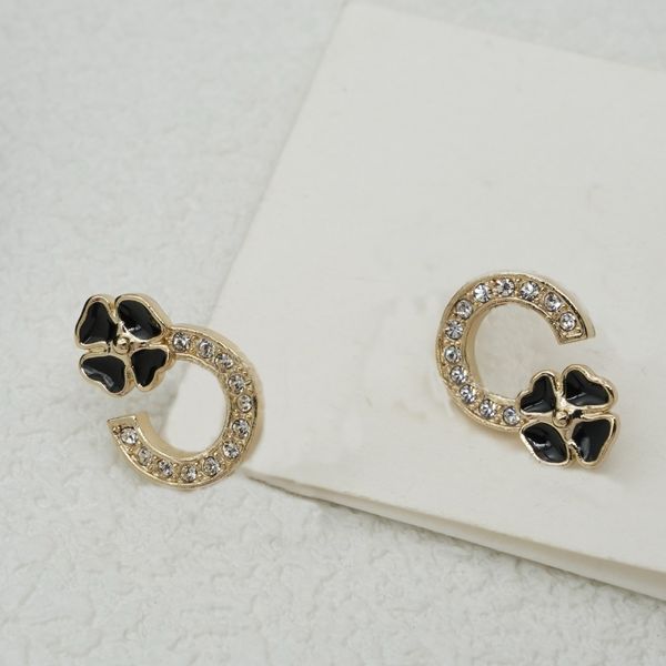 

Classic Women Designer Stud Earrings Crystal Pearl Pendant Earring Flowers Jewelry Earring Luxury Brand High Quality Wedding Party Accessories