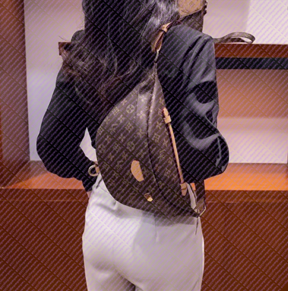 

2025 TOP High quality Emed Letter Bum Bag For Man Crossbody Belt Bags Women Designer Chest Bumbag Fann Pack V Purse Cross Body Bumbags, T20