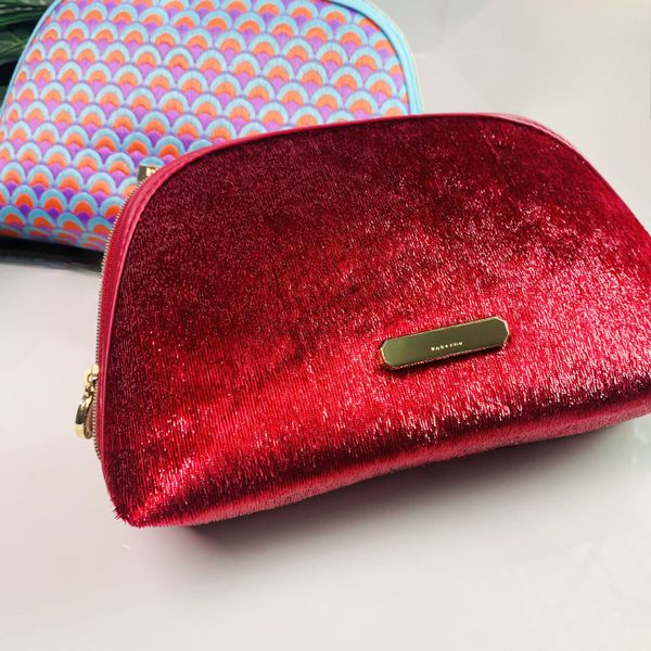 

Brand Designer Makeup Cases letters classic red Perfume Lipstick Cosmetic Bag For Women Handbag Mens bag Zipper Wash Pouch Toiletry Make up Purse