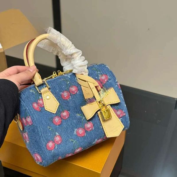 

25Ss Pillow Cherry Travel Women S Designers Bags Denim 45678218 Totes Handbag Croissant Wallets Purse Messenger Bag 20Cm, Blue