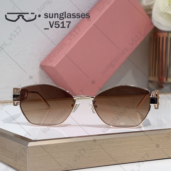 

womens sunglasses trendy metal sunglasses glasses designers Modern sophistication Euro american trend Its feminine shades Travelling Essentials goggles