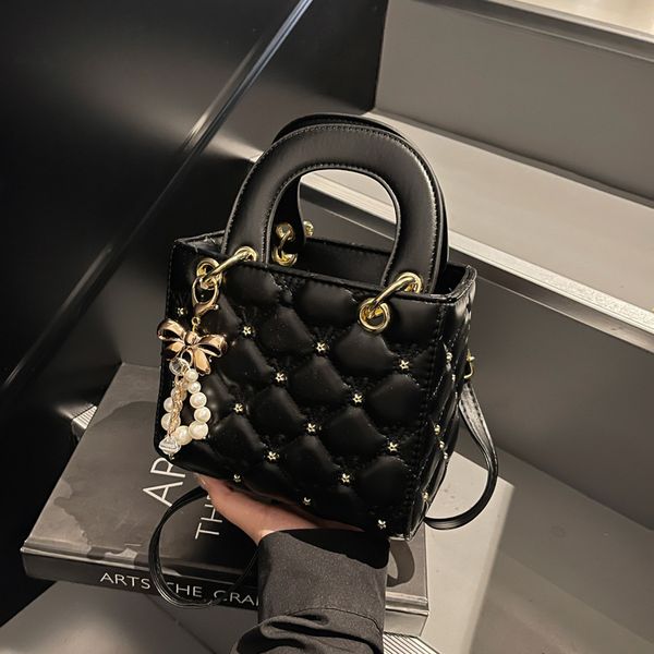 

Small women's small square fashion dia check pearl shoulder crossbody bag 2025, Pink