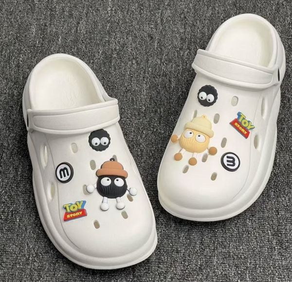 

Shoes Designer shoes Design a temperament nude red bottom beautiful high heels for women with new patent leather black pointy shallow mouth single shoes sexy, Colour-29