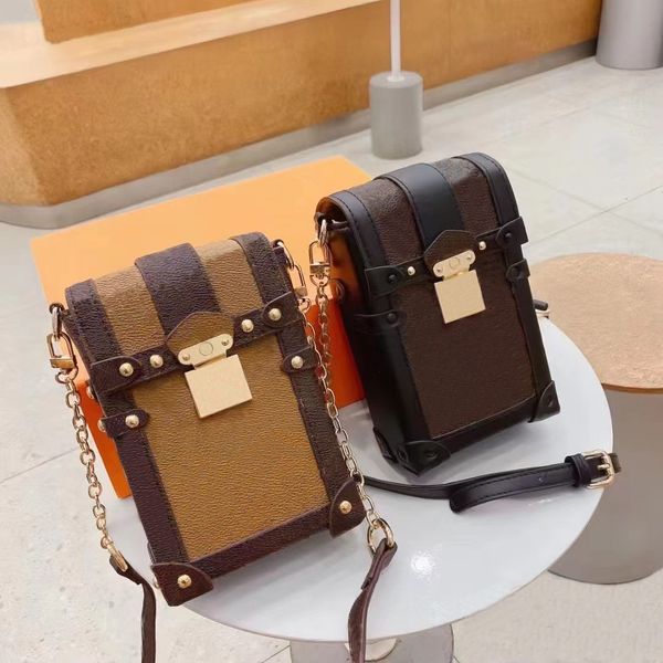 Universal Crossbody Designer Phone Case for Apple iPhone 16 15 14 Samsung Galaxy S25 S24 Luxury Leather Chains Lock Hardwares Bag Shoulder Strap Wallet Card Holder 33