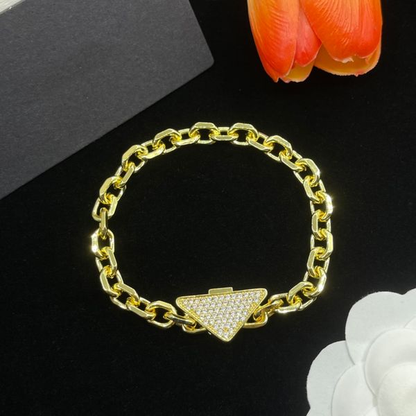 

Luxury Designer Necklace Set Brand Bracelet Triangle 18K Gold Plated Couple Choker Chain Womens Men Jewelry Gift