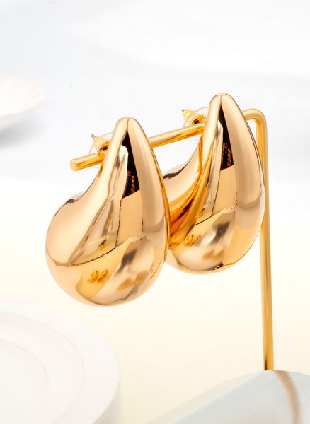 

1 pair of hollow copper gold-plated shiny extra-large egg-sized water droplet-shaped earrings suitable for women to wear earrings on daily dates and vacations