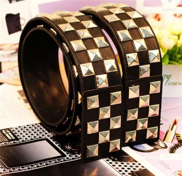 

Belts Sex And The City Sarah Jessica Parker Carrie Black Casual Wild Punk Fashion Studded Belt3499208