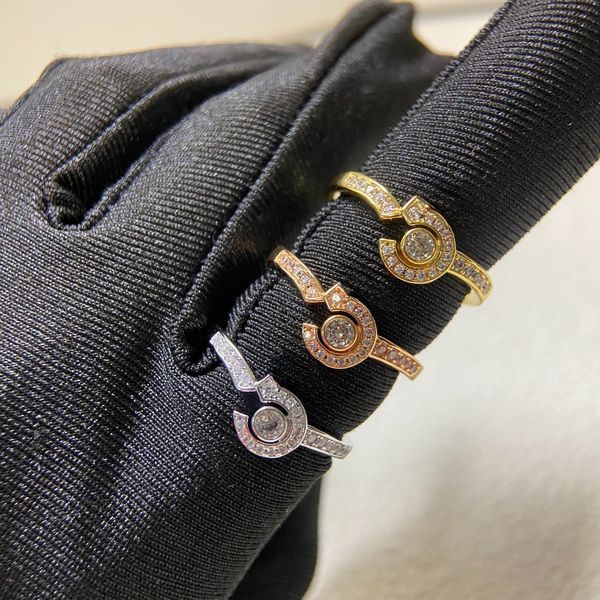 

Designer Alphabet Rings: Inlaid Pearls Diamond, Luxury 2024 Christmas Gift