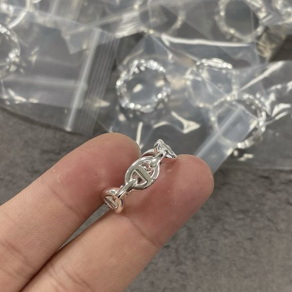 V Gold Plated Mic Gold Fashion Personalized Smooth Pig Nose Thick Edition Hollow Couple Ring
