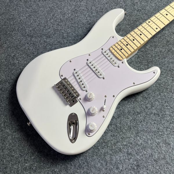 

Sleek White Electric Guitar with Purple Pickguard, 3 Single-Coil Pickups & Tremolo