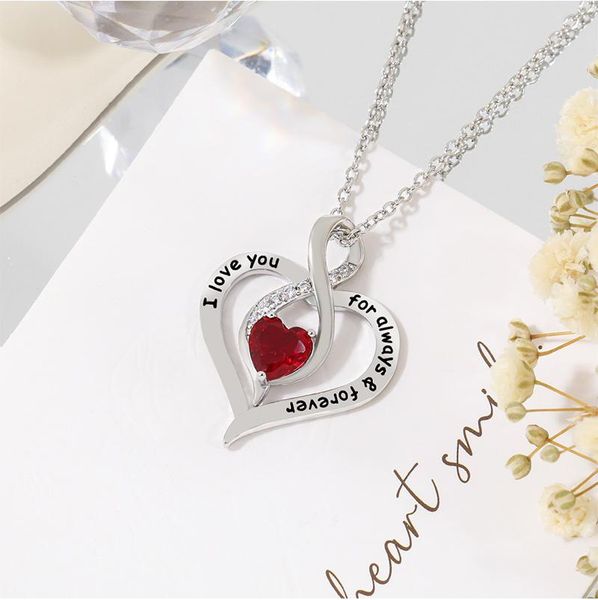 

Sophisticated Eternity Love Statement Jewelry: Handcrafted Jet Stone Heart Pendent