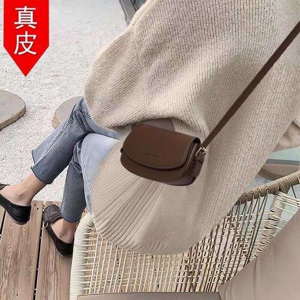 

Advanced Texture for Women 2025 New Fashion Design Small Square Underarm Shoulder Casual Versatile Crossbody Bag, Curry color
