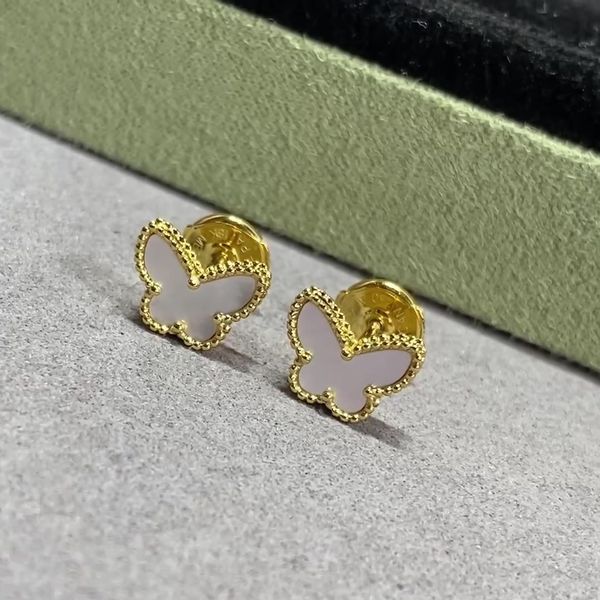 V Gold White Bay Mini Butterfly Earrings Exquisite and Compact Valentine's Day Gift Earrings for Best Friends