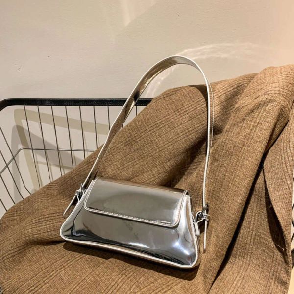 

2025 Brand Designer Laser Women Armpit Bag Sier Chic Female Shoulder Bags Party Clutches Trend Lady Purses And Handbags, Silver