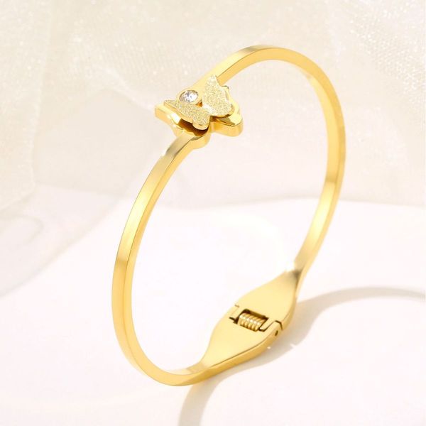 

Fashion Gold-Plated Butterfly Open Bangle with Zircon, Non-Fading Stainless Steel, Matte Finish, Perfect Women's Bracelet Wholesale